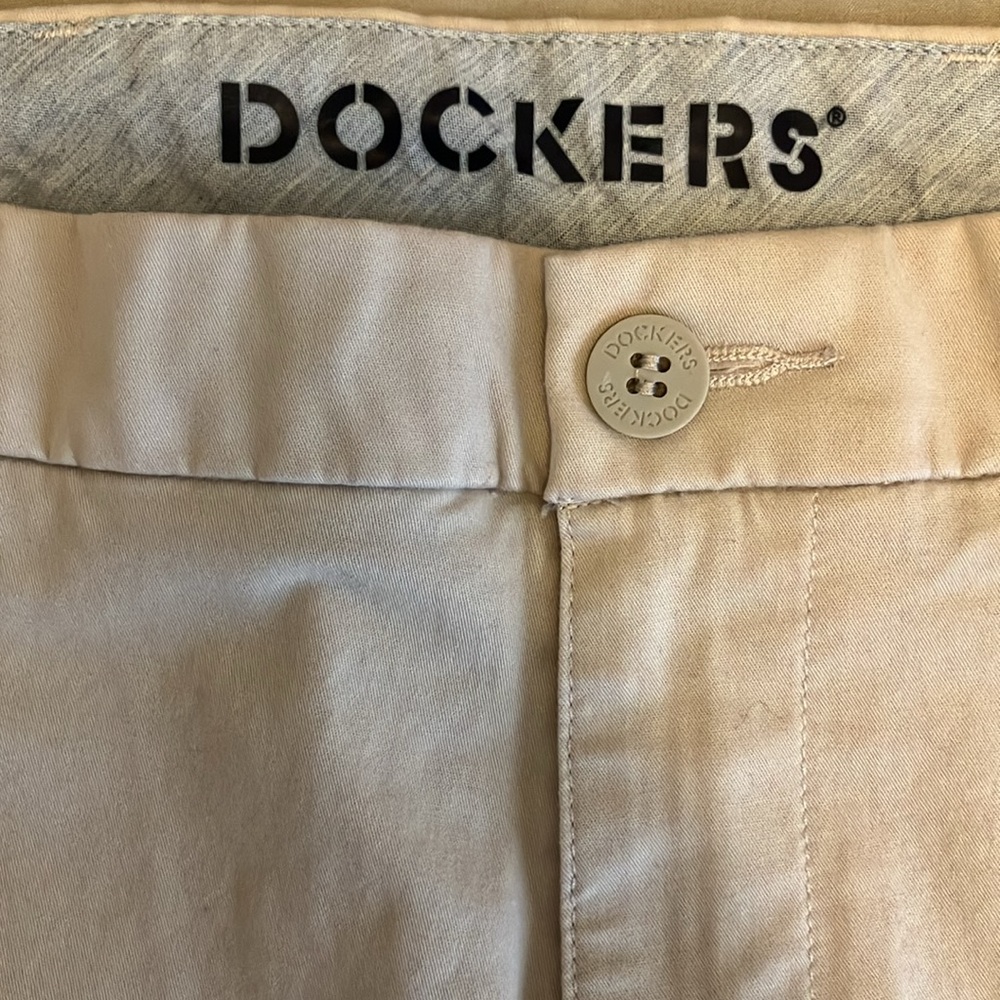 🌸 3/$15 Mens dockers shorts - Picture 2 of 5